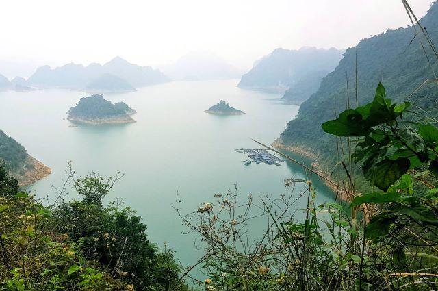 Hồ Ba Khan Hòa Bình - Ảnh sưu tầm