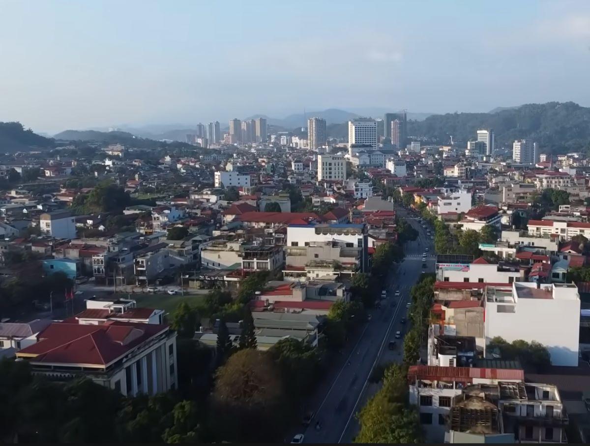 Cẩm nang du lịch Lào Cai mới nhất: Ăn gì, ở đâu, chơi gì?