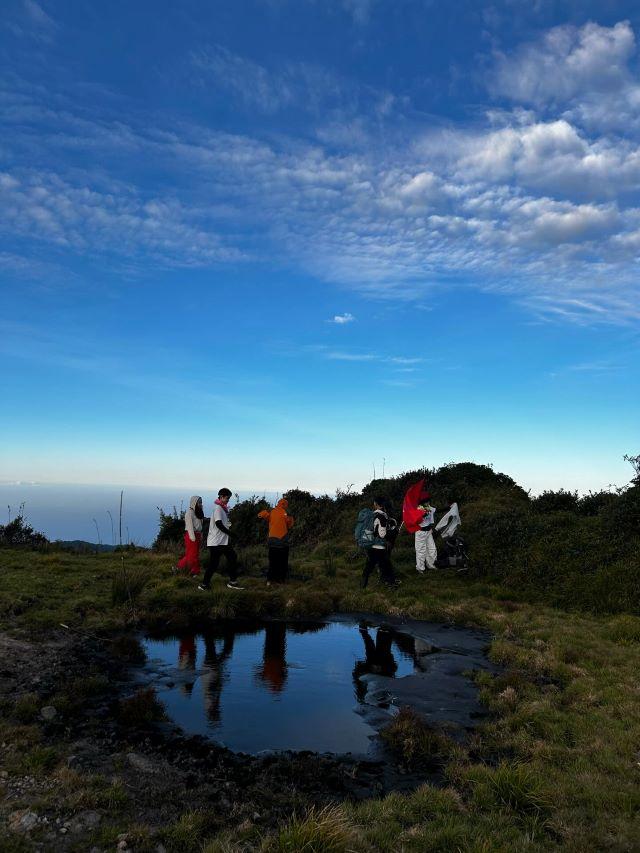 Săn mây trên các đỉnh núi Tây Bắc - Ảnh sưu tầm