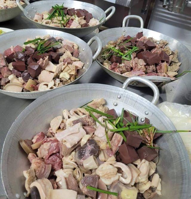 Thưởng thức thắng cố ngựa Lào Cai - Ảnh từ Trinh Lan Lan