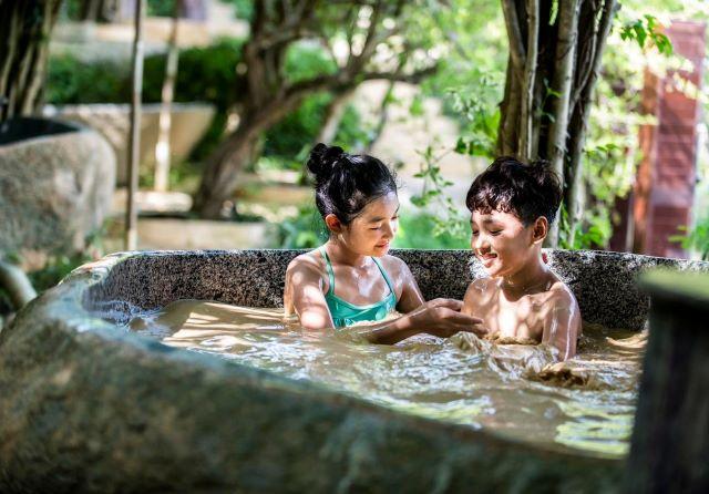 Trải nghiệm tắm bùn tại Hòn Tằm Nha Trang - Ảnh sưu tầm