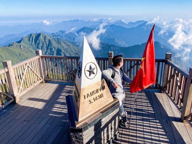 Chinh phục nóc nhà Đông Dương Fansipan - Ảnh từ Kim Lee