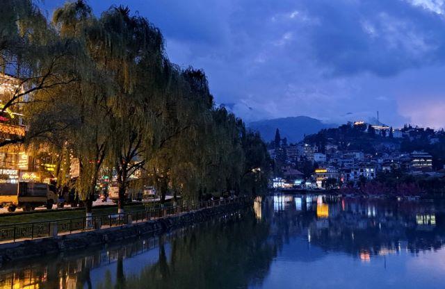 Hồ mắt Ngọc Sapa về đêm - Ảnh sưu tầm