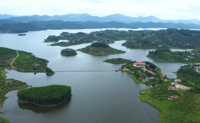 Hồ Cấm Sơn Bắc Giang - Ảnh sưu tầm