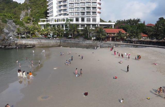 Bãi tắm Cát Cò 2 ở Cát Bà - Ảnh sưu tầm