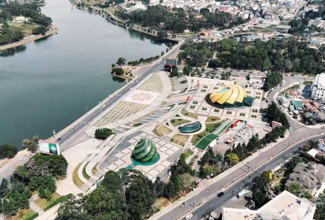 Đà Lạt, Thành phố ngàn hoa nằm ở độ cao khoảng 1.500 m so với mực nước biển - Ảnh sưu tầm
