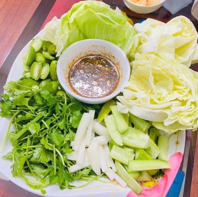 Bắp cải cuốn nhót xanh - Ảnh từ Nguyễn Thanh Huyền