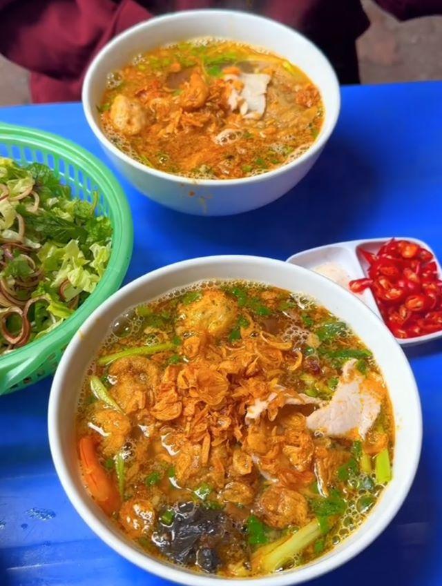 Bánh đa cua Hải Phòng - Ảnh từ haiphongtodaytv