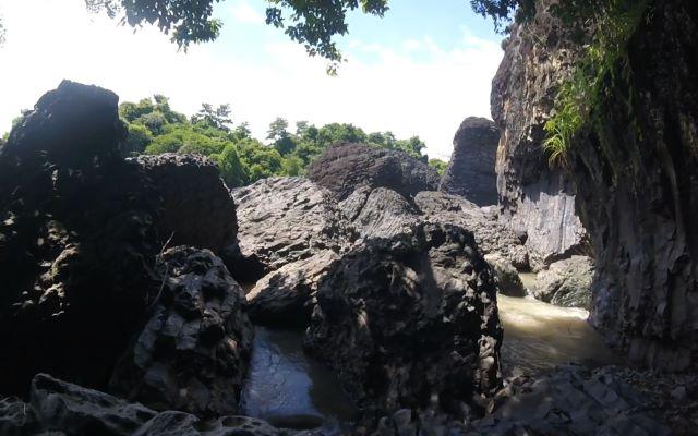 Thác nước Trinh Nữ Tây Nguyên - Ảnh sưu tầm