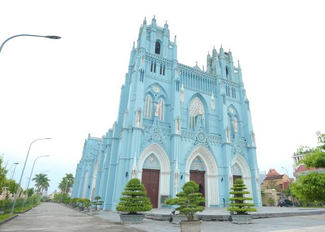 Vương Cung Thánh Đường Phú Nhai - Ảnh sưu tầm