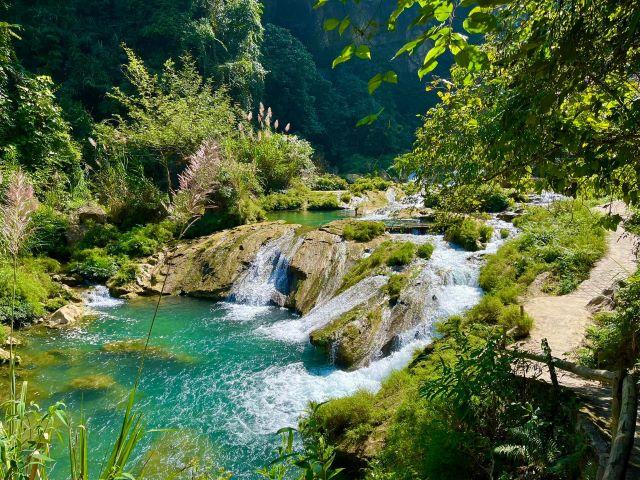 Ngắm nhìn vẻ đẹp của thác Nàng Tiên tại cao nguyên Mộc Châu - Ảnh từ Phạm Văn Phong