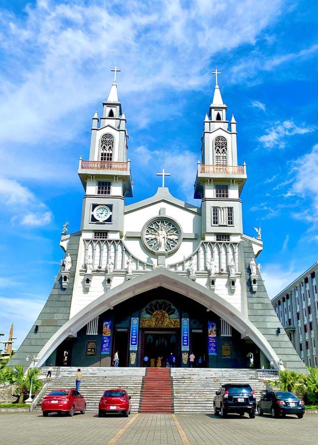 Nhà thờ Chính tòa Thái Bình - Ảnh từ Thu Hiền