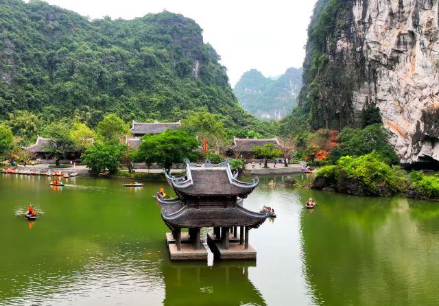 Khung cảnh Tràng An hữu tình, rất đáng để bạn sống ảo - Ảnh sưu tầm