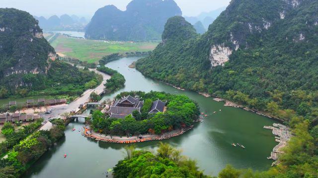 Ngắm toàn khung cảnh Tràng An - Ảnh sưu tầm