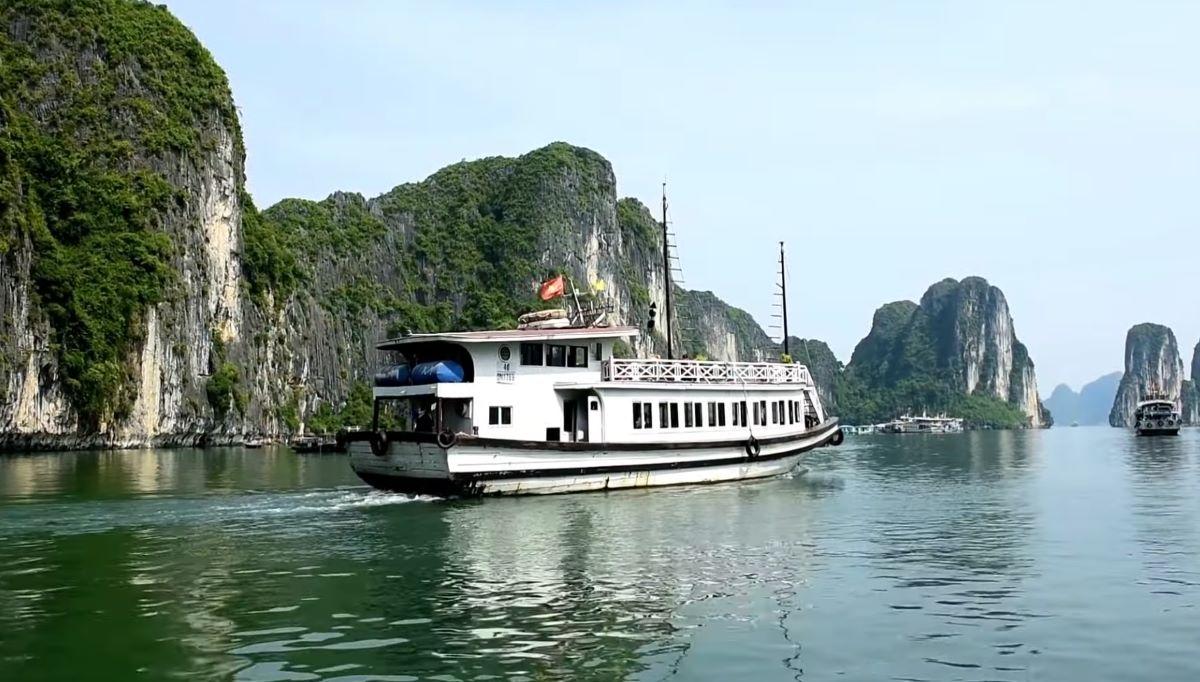 Du lịch Vịnh Hạ Long: Cẩm nang khám phá chi tiết