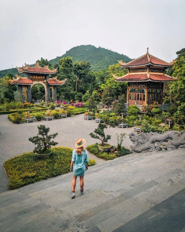 Hồ Truồi – Thiền viện Trúc Lâm ở Bạch Mã - Ảnh sưu tầm