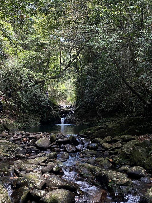 Ngũ hồ, cụm 5 hồ nước tự nhiên nối tiếp nhau - Ảnh từ Ho Thi Nhu Quynh