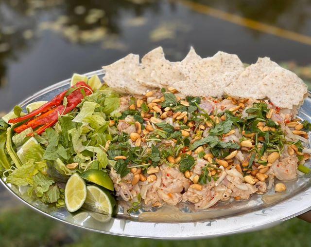 Gỏi cá nhám - Ảnh sưu tầm