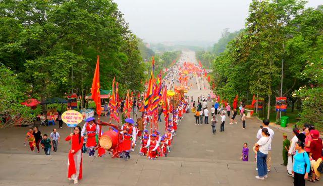Hòa mình vào không khí các lễ hội ở Đền Hùng - Ảnh sưu tầm