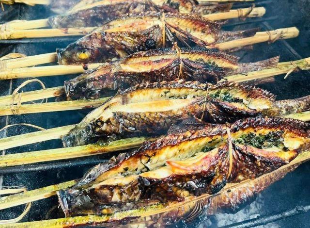 Cá suối nướng - Ảnh sưu tầm