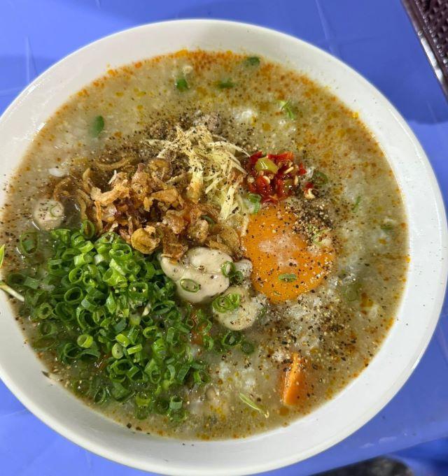Cháo hàu Đồng Hới - Ảnh từ Thu Trần