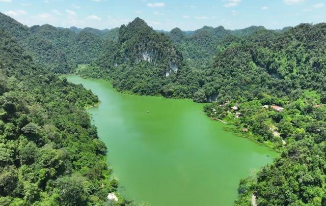 Hồ Thang Hen - Ảnh sưu tầm