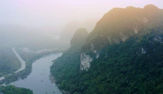 Vườn quốc gia Phong Nha – Kẻ Bàng nằm ở Quảng Bình cách TP Đồng Hới khoảng 50 km về phía Tây Bắc - Ảnh sưu tầm