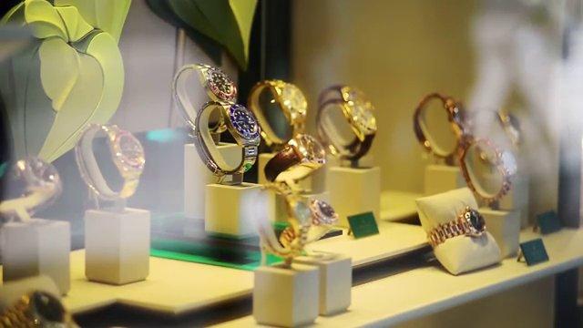 Khám Phá Thụy Sĩ: Hành Trình Đến Xứ Sở Đồng Hồ Và Những Cảnh Quan Thần Tiên