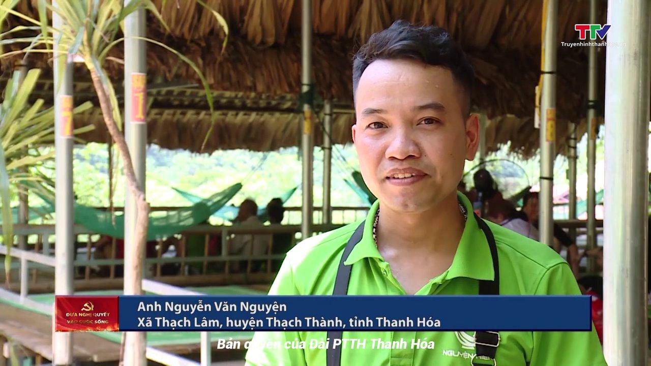 Cảnh quan núi rừng hùng vĩ - nền tảng cho du lịch sinh thái tại các huyện miền núi.