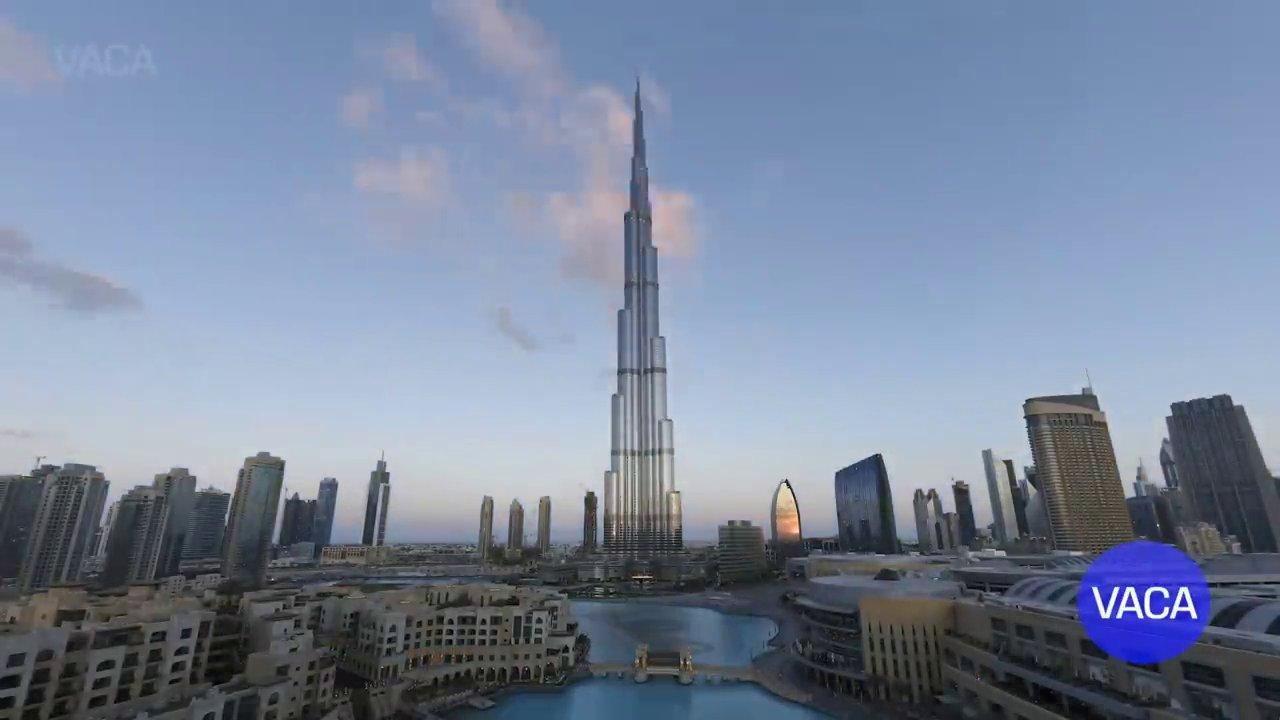 Đài tưởng niệm Quốc gia Tưởng Giới Thạch với kiến trúc mái trắng hình bát giác đặc trưng.