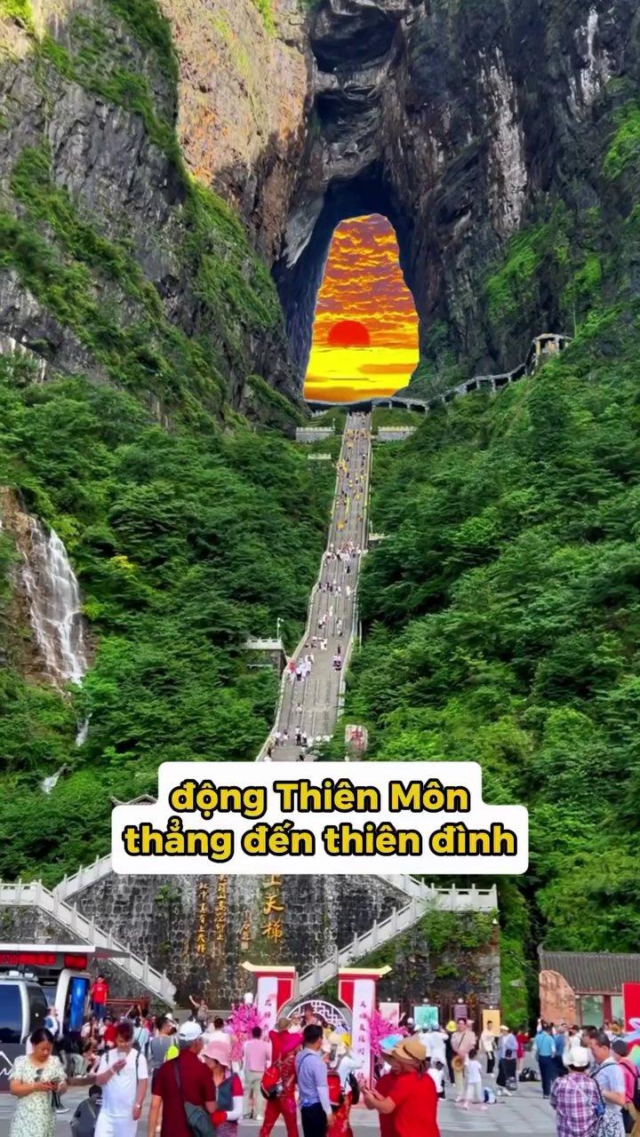 Hình ảnh trên không của Hồ Ola, với hình dáng trái tim tuyệt đẹp giữa núi rừng.