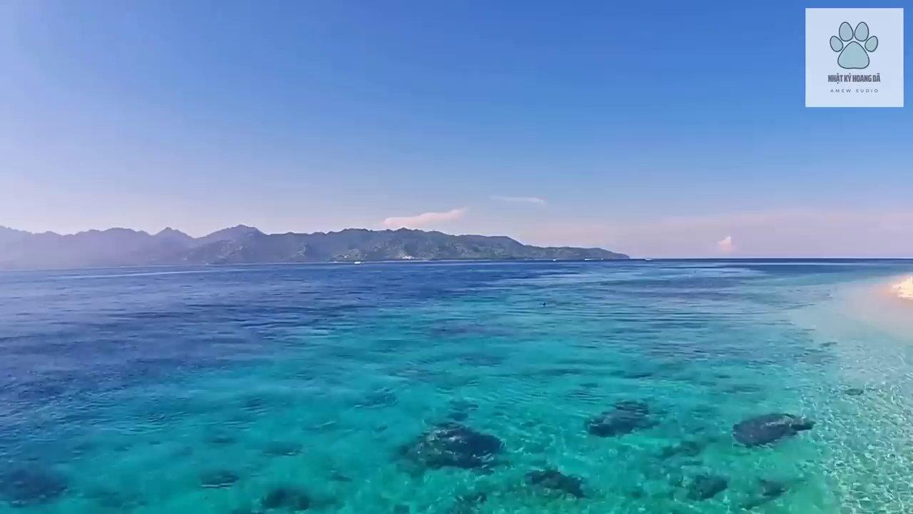 Một phần của Rạn san hô Great Barrier nhìn từ trên cao, nơi gặp gỡ của hai Di sản Thế giới.