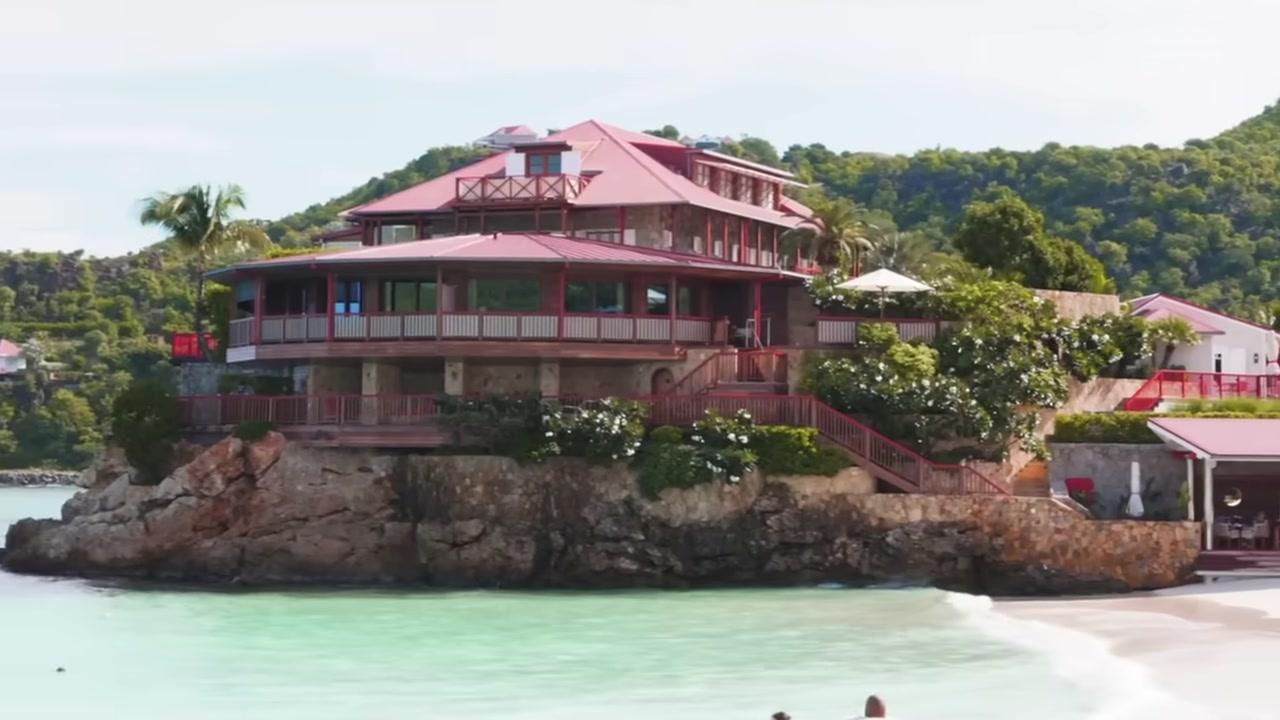 Cảnh bình minh tuyệt đẹp trên đỉnh núi lửa Haleakalā tại đảo Maui, một trải nghiệm không thể bỏ lỡ.